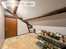 3-level house – 161 m² of living space – great renovation potential