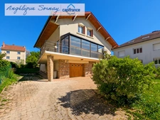 Maison familiale avec fort potentiel – 175 m² habitables – à  Lons-le-Saunier 