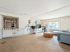 🏡 MANTRY – Semi-detached house with stone cottage and spacious rooms  