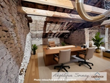 Maison à rénover avec terrasse, garage et parking et terrain à proximité SAINT JULIEN (39)