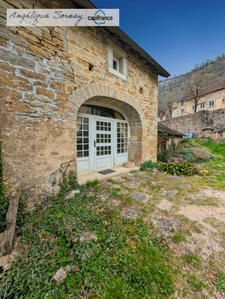 Maison de caractère en pierre – Baume-les-Messieurs (Jura)