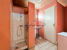 L’ABERGEMENT-DE-CUISERY – MAISON À RÉNOVER, GRANGE ET COMBLES SUR 1 646 m² DE TERRAIN