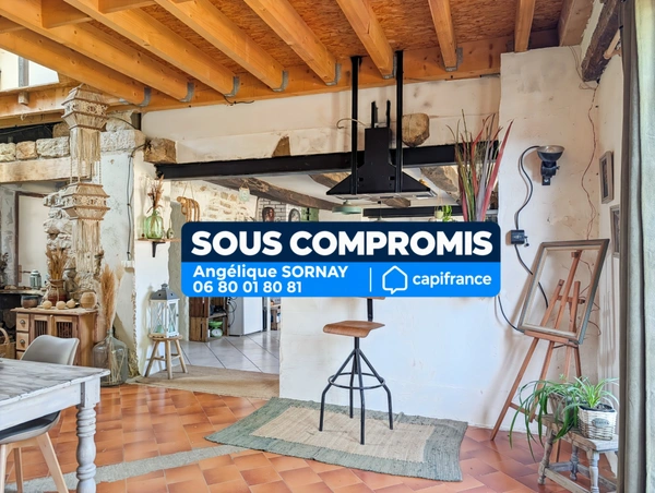  longère avec dépendances sur 3 115 m² – Francheville 39230