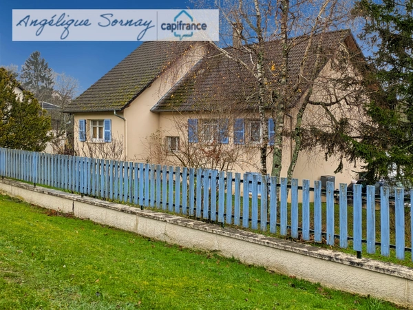 Maison à vendre 7 pièces MONTAIN (39)