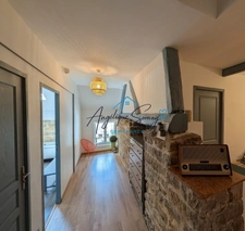 CHILLE – MAISON DE VILLAGE MITOYENNE DE 160 M² AVEC GARAGE, STATIONNEMENT 