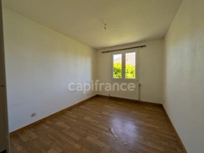 Quiet single-storey house in Branges – 65 m², 2 bedrooms, 436 m² plot, close to Louhans (5 min)