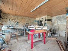 🏡 MANTRY – Semi-detached house with stone cottage and spacious rooms  