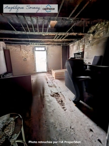 House to be completely renovated SAINT JULIEN (39)