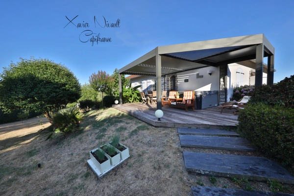 Maison à vendre 10 pièces proche de NIORT (79)