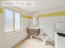 LOUHANS – 202 m² / 6 CHAMBRES / 2 500 m² / 4 GARAGES – UN POTENTIEL RARE !
