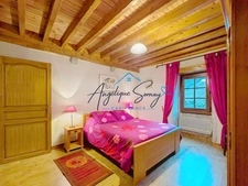 ❤️ COUP DE CŒUR À BAUME-LES-MESSIEURS ! Maison mitoyenne en pierre rénovée, 5 chambres et beaux volumes.