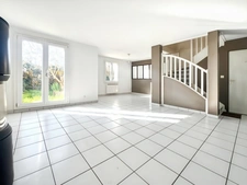 MAISON INDIVIDUELLE COUP DE COEUR  À VENDRE – 7 PIÈCES – 138 m² – CENTRE-VILLE DE PLAISIR (78)