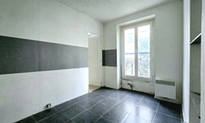 Dpt Paris (75), à vendre PARIS 18EME ARRONDISSEMENT appartement T2 de 28,25 m²  