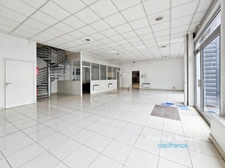 Local/bureau commerces (640 m2, parcelle 1098 m2)) à vendre JOUY EN JOSAS (78), 