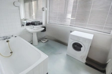 Dpt Yvelines (78), à vendre SAINT CYR L'ECOLE appartement T4 de 74 m²  