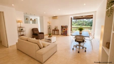 Appartement 3 pièces avec rooftop et deux box fermés SAINT TROPEZ (83)