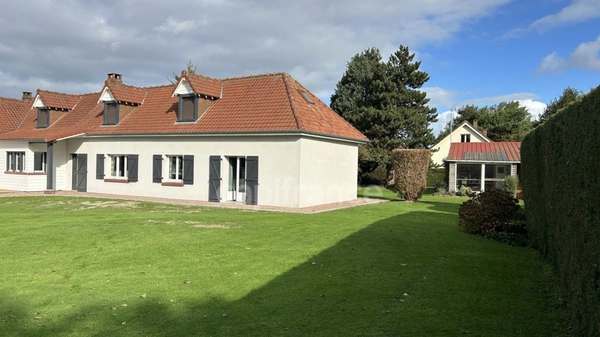 NORMANDIE - Maison à vendre 10 pièces MONCHY SUR EU (76)