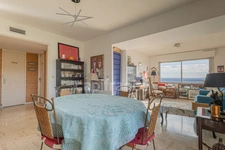 Beautiful apartment with sea view, 69 m², 2 rooms – Terrace – Balcony – Parking – Saint-Laurent-du-Var