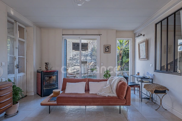 Mougins / à vendre Propriété type MAZET avec dépendance, piscine et garage pour 2 véhicules
