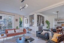 Mougins / à vendre Propriété type MAZET avec dépendance, piscine et garage pour 2 véhicules