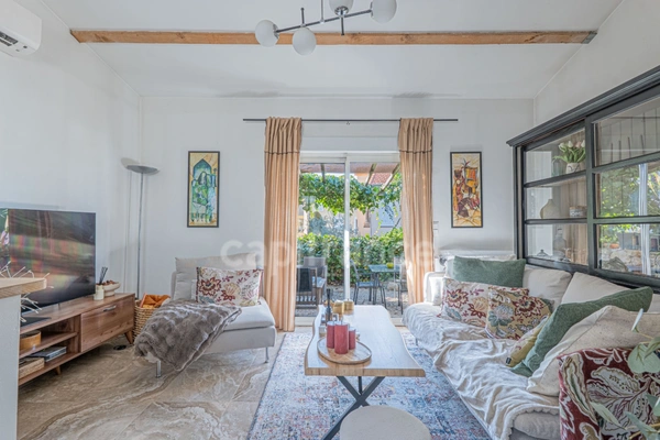 Mougins / à vendre Propriété type MAZET avec dépendance, piscine et garage pour 2 véhicules