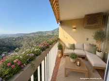 Bel appartement 5 pièces (3 chambres) avec terrasse, aperçu mer, cave et parking privé