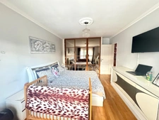 Grande VILLA de 12 pièces à vendre - 246 m² - Maison Familiale ou IMMEUBLE DE RAPPORT - 5 Appartements possible avec jardin et 4 places de parking - DRANCY aux portes de Paris