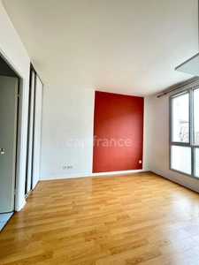 À Vendre – Bel Appartement F2 très propre avec une place de Parking – Idéal pour un jeune couple, un personne seule ou des Investisseurs