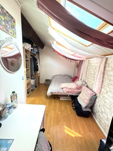 À Vendre – Bel Appartement en duplex - F5 avec une terrasse et Parking privatif – Idéal pour une grande famille ou Investisseur