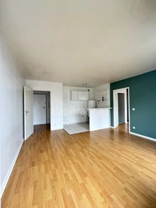 À Vendre – Bel Appartement F2 très propre avec une place de Parking – Idéal pour un jeune couple, un personne seule ou des Investisseurs