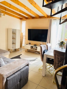 À Vendre – Bel Appartement en duplex - F5 avec une terrasse et Parking privatif – Idéal pour une grande famille ou Investisseur