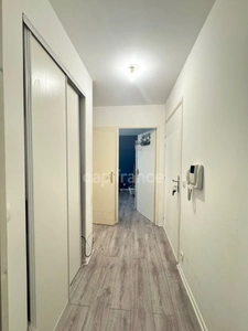 À Vendre – Bel Appartement F2 presque rénové avec une place de parking – Idéal un jeune couples, pour une personne ou Investisseur