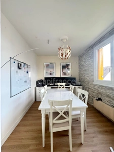 À Vendre – Bel Appartement F4 entièrement rénové avec Cave et Parking – Idéal pour Famille ou Investisseur