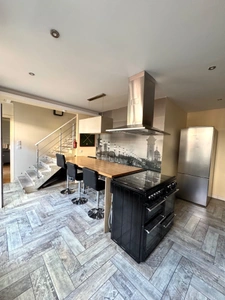 Belle maison familial 5 pièces à vendre – de 103 m² – à 12 minutes de Paris situé à AULNAY SOUS BOIS (93)