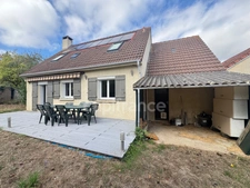 Belle maison familiale de 7 pièces  à vendre - 110 m² avec jardin et garage - BUCHELAY (78) 7 minutes de Mantes-la-Jolie