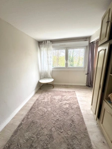 À vendre - Appartement F4 de 66,34 m2 avec une cave - Opportunité à saisir à AVON (77)