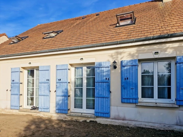 Maison à vendre 6 pièces MERU (60)
