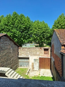 🏡  À VENDRE – Maison de ville 213 m² avec 4 appartements à finir de rénover – RISCLÉ (Gers 32)