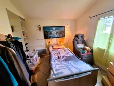 Maison familiale rénovée de 121 m² habitables + espaces complémentaires  Terrain clos de 1 417 m²