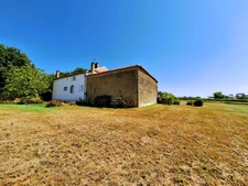 RISCLE et AIRE SUR L ADOUR proche, en COTEAUX, VUE DOMINANTE, sans voisin, PROPRIETE XIXs  cosy, sur 1 ha, sans travaux