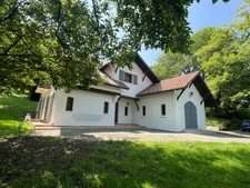 PLAISANCE du Gers (32) and MAUBOURGUET (65): ELEGANT ARCHITECT-DESIGNED HOUSE 185m2, no work required, 6,900m2 of wooded land, large living room, 4 bedrooms, fireplace, a sure value....
