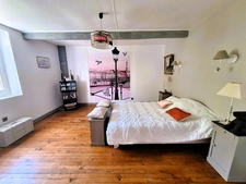 RISCLE et AIRE SUR L ADOUR proche, en COTEAUX, VUE DOMINANTE, sans voisin, PROPRIETE XIXs  cosy, sur 1 ha, sans travaux