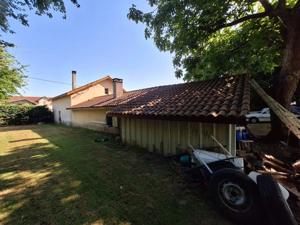 🏡 Maison en pierre à rénover – Fort potentiel à Plaisance-du-Gers – Terrain 1 569 m² – Dépendances & véranda