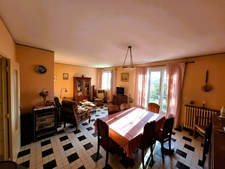 PLAISANCE DU GERS town center, vintage house (1970), well-maintained, enclosed 1300m2 plot, garage, 3 bedrooms