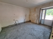 🏡  À VENDRE – Maison de ville 213 m² avec 4 appartements à finir de rénover – RISCLÉ (Gers 32)