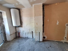 🏡  À VENDRE – Maison de ville 213 m² avec 4 appartements à finir de rénover – RISCLÉ (Gers 32)