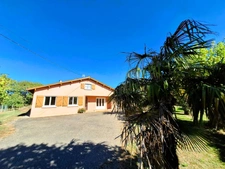 🏡 À VENDRE  Maison 3 chambres avec garage de 50 m² et terrain de 2 500 m² à Vergoignan