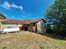 🏡 Authentique ferme en pierre de 1850  Charme, volumes et fort potentiel ! 4 pièces VIELLA (32)