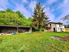 Maison à fort potentiel – 5 pièces – 121 m² habitables – Terrain 1 820 m² à SARRAGACHIES (32)