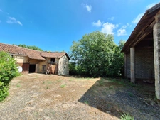 🏡 Authentique ferme en pierre de 1850  Charme, volumes et fort potentiel ! 4 pièces VIELLA (32)